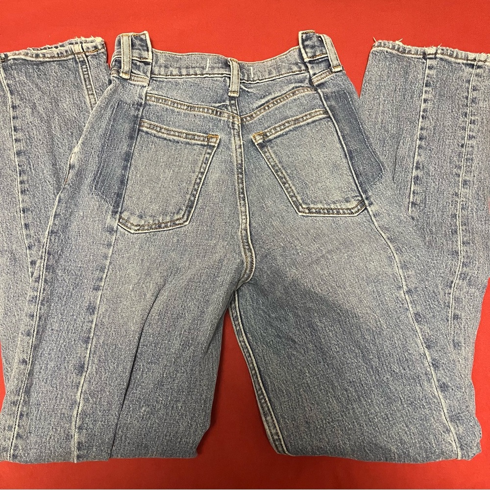 Abercrombie 90’s Straight Ultra High Rise Seamed Jeans - Picture 3 of 4